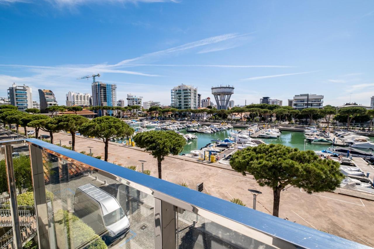 Hotel Mare Lignano Sabbiadoro Bagian luar foto