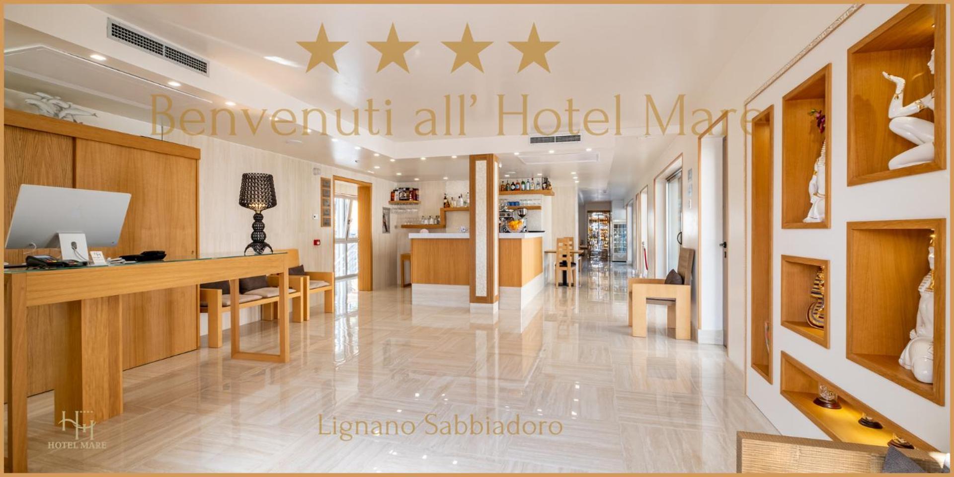 Hotel Mare Lignano Sabbiadoro Bagian luar foto
